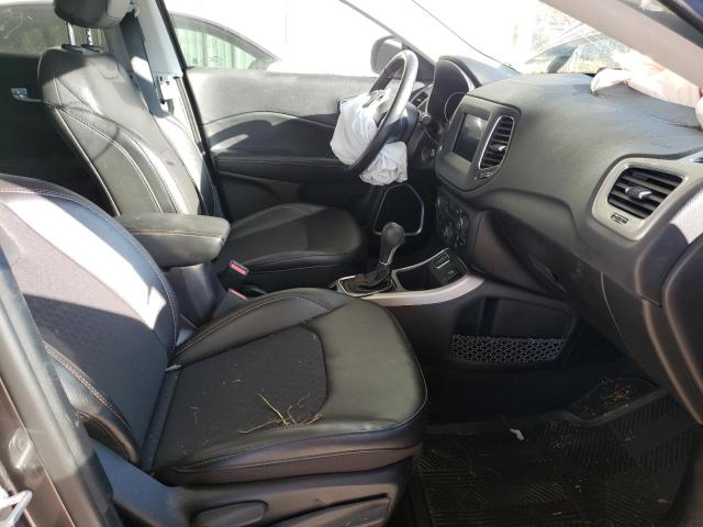 3C4NJCBB5LT158960 Jeep Compass Latitude