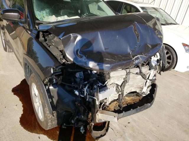 3C4NJCBB5LT158960 Jeep Compass Latitude