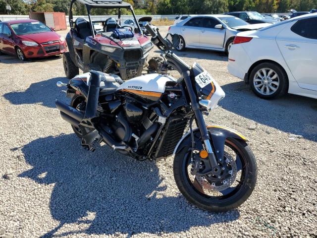 Salvage motorcycles for sale at Theodore, AL auction: 2020 Suzuki VZR1800