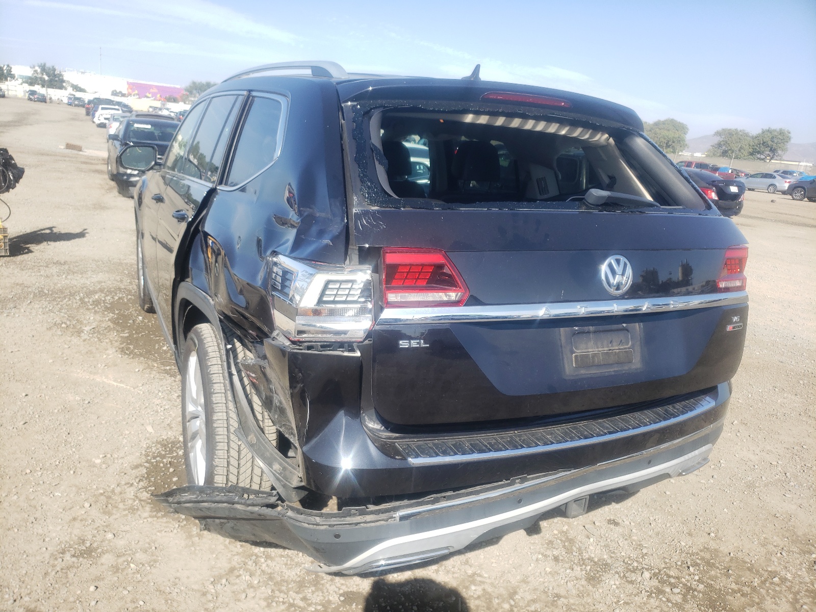 2018 Volkswagen Atlas Sel Premium vin: 1V2NR2CA0JC568663