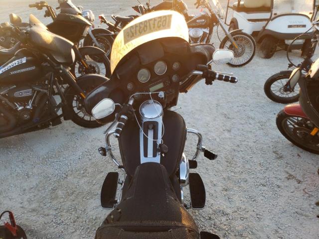 2011 HARLEY-DAVIDSON FLHTCUTG 1HD1MAM10BB856230