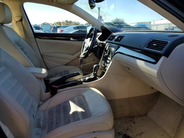 2015 VOLKSWAGEN PASSAT SEL - 1VWCT7A31FC035348