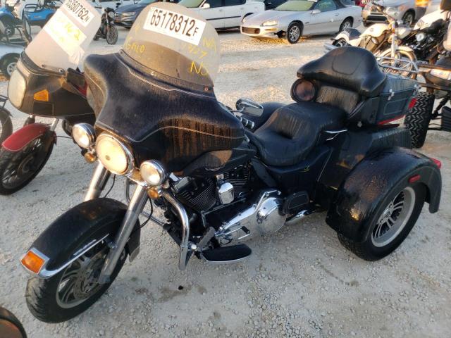 2011 HARLEY-DAVIDSON FLHTCUTG 1HD1MAM10BB856230