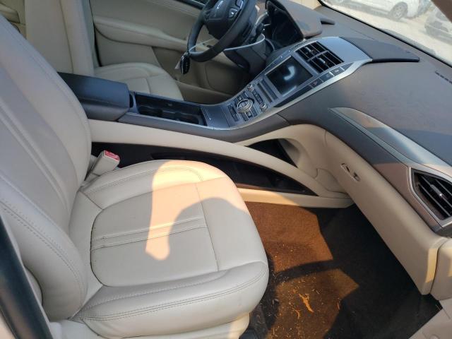 2017 LINCOLN MKZ PREMIE 3LN6L5A97HR650530