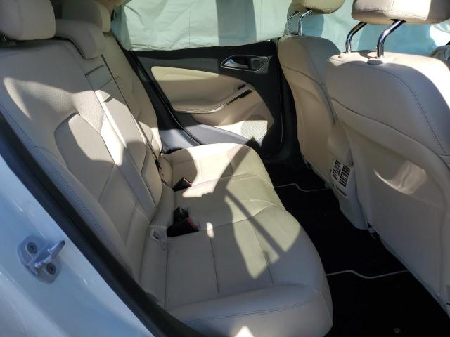 2016 MERCEDES-BENZ GLA 250 - WDCTG4EB2GJ226856