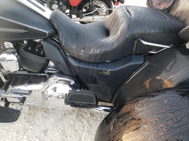 2011 HARLEY-DAVIDSON FLHTCUTG 1HD1MAM10BB856230