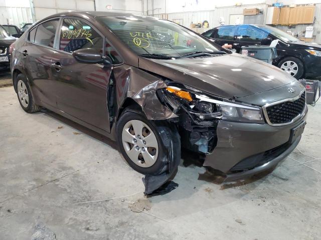 Salvage cars for sale from Copart Columbia, MO: 2017 KIA Forte LX