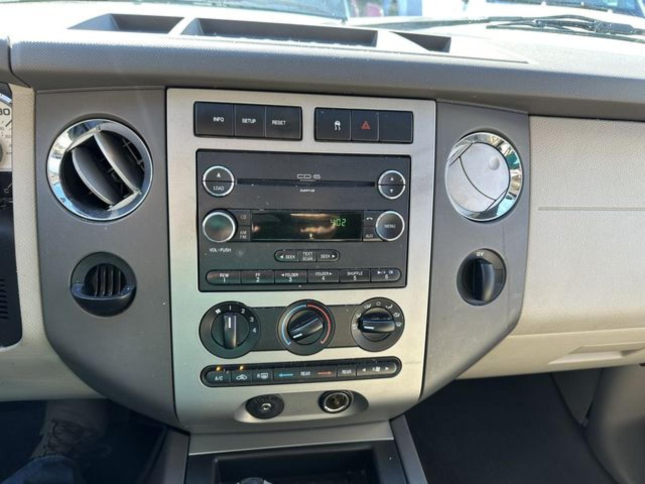 2008 Ford Expedition Xlt VIN: 1FMFU155X8LA31125 Lot: 65615842