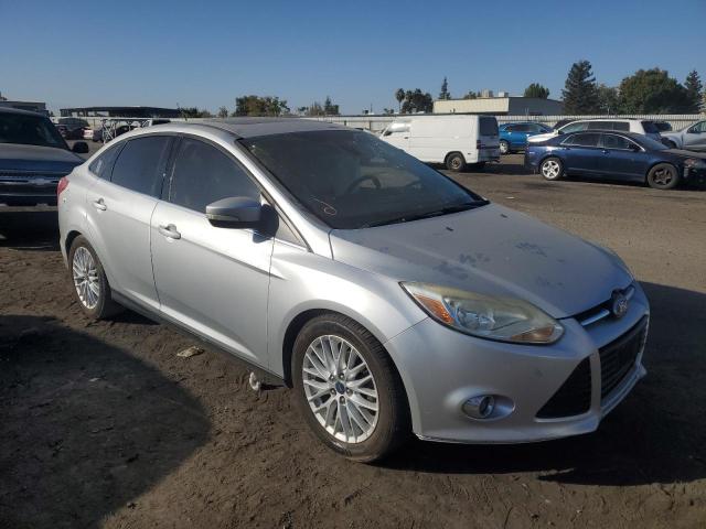 Salvage cars for sale from Copart Bakersfield, CA: 2012 Ford Focus SEL
