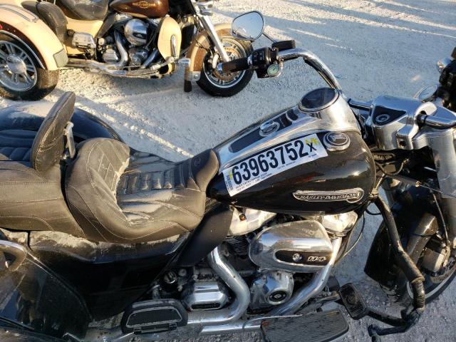 2019 HARLEY-DAVIDSON FLRT 1HD1MCP10KB854033