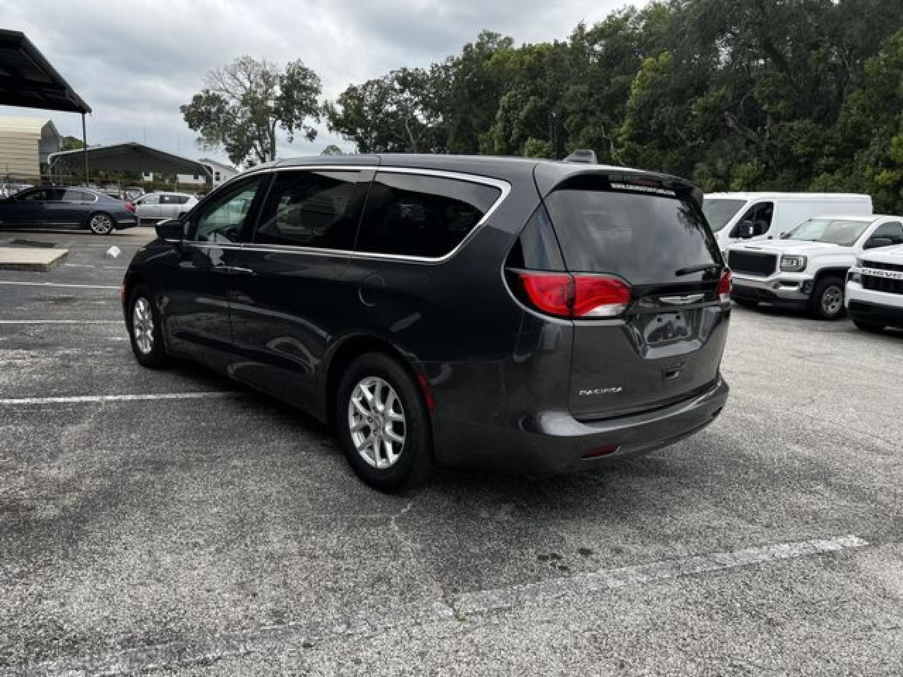 2019 Chrysler Pacifica Touring VIN: 2C4RC1DG6KR626530 Lot: 65655062