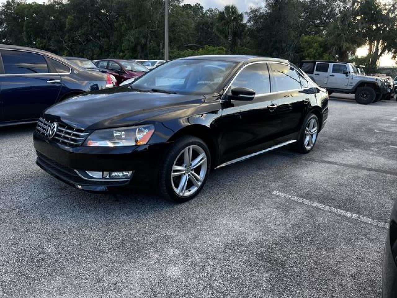 1VWCV7A35FC008972 2015 Volkswagen Passat Sel