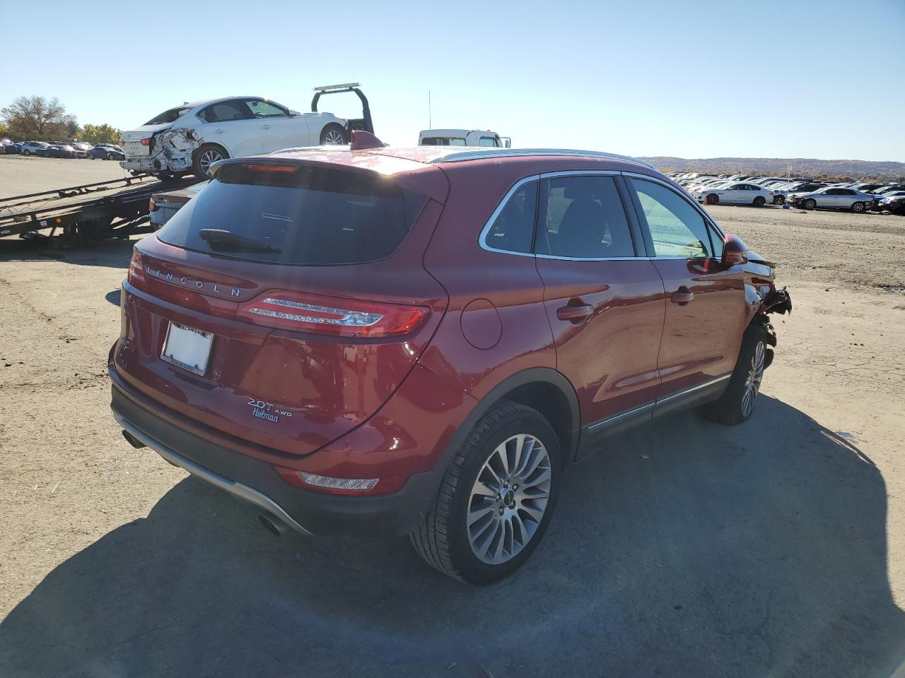 5LMCJ3D98HUL27182 2017 Lincoln Mkc Reserve