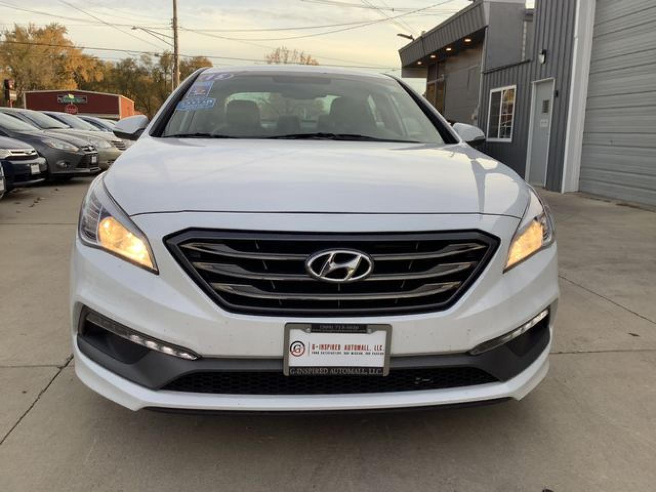 2015 Hyundai Sonata Sport VIN: 5NPE34AFXFH080782 Lot: 65646232