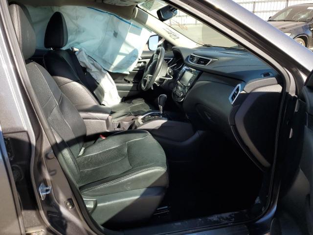 VIN: 5N1AT2MT1GC864202 Auction: COPART Lot: 65470152 Location: CA - FRESNO 5N1AT2MT1GC864202 NISSAN ROGUE 2016 GRAY Photo 5