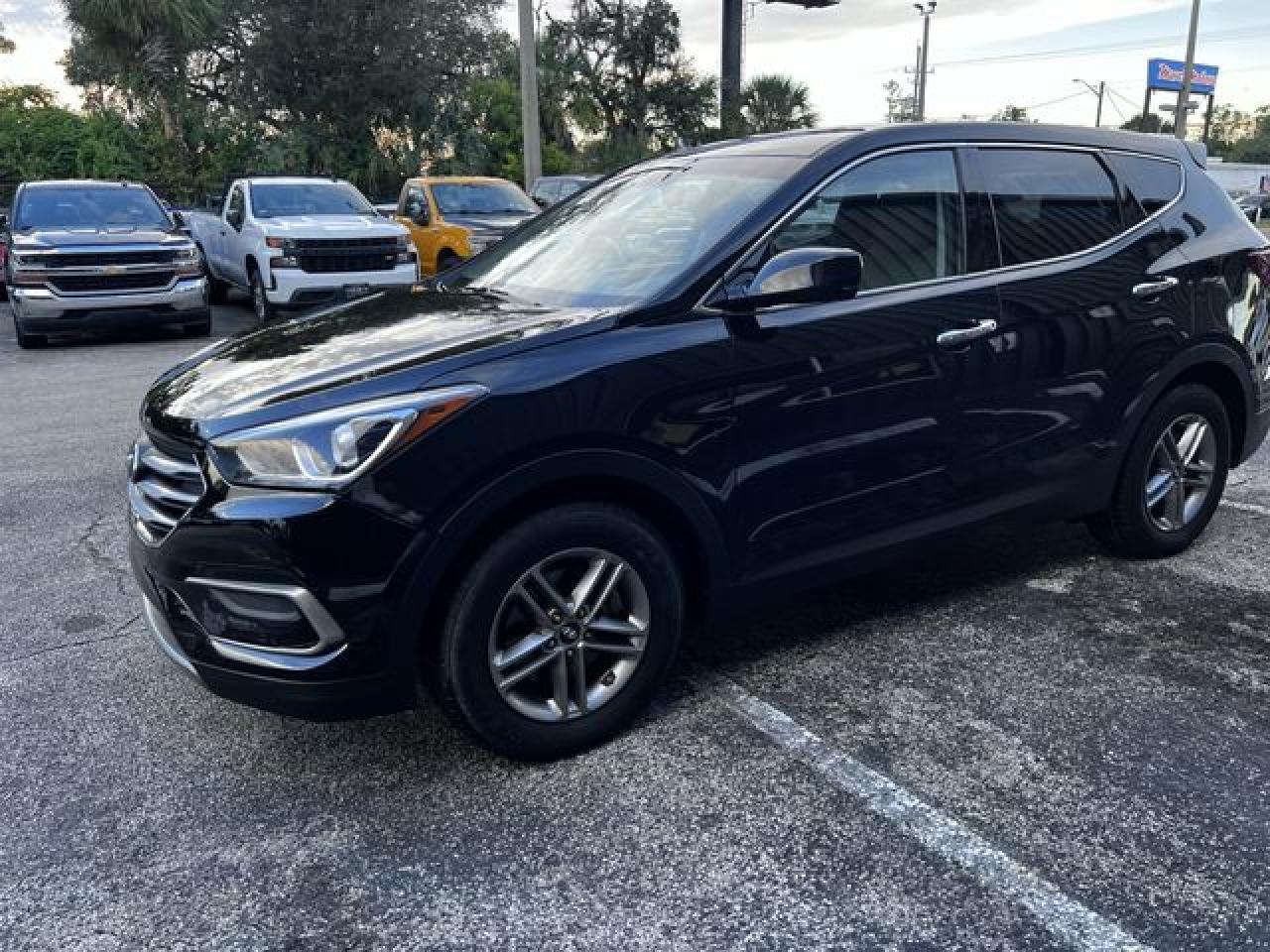 5XYZT3LB6HG412703 2017 Hyundai Santa Fe Sport