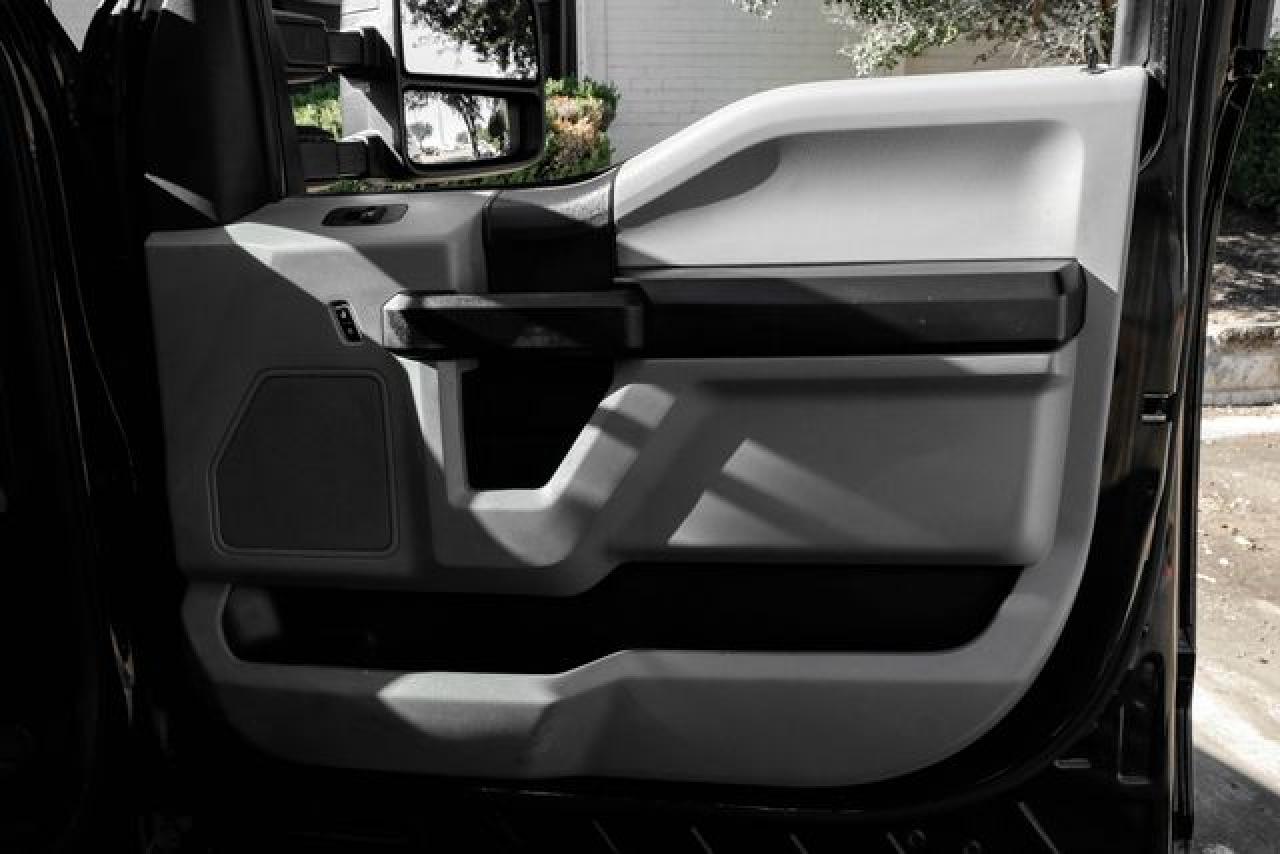 2017 Ford F350 Super Duty VIN: 1FT8W3DT8HEF35129 Lot: 65615752