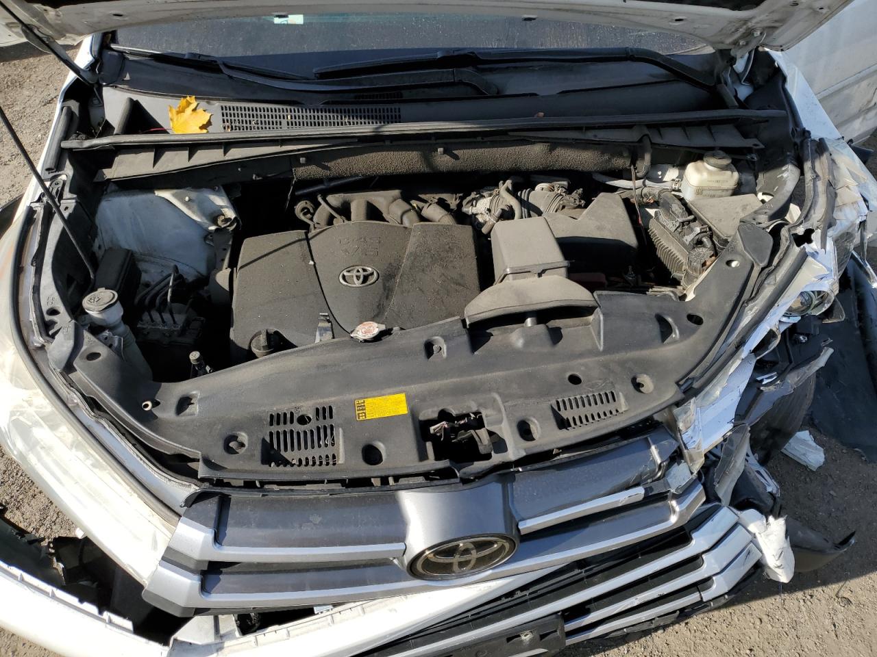 5TDJZRFH1JS878448 TOYOTA HIGHLANDER 2018