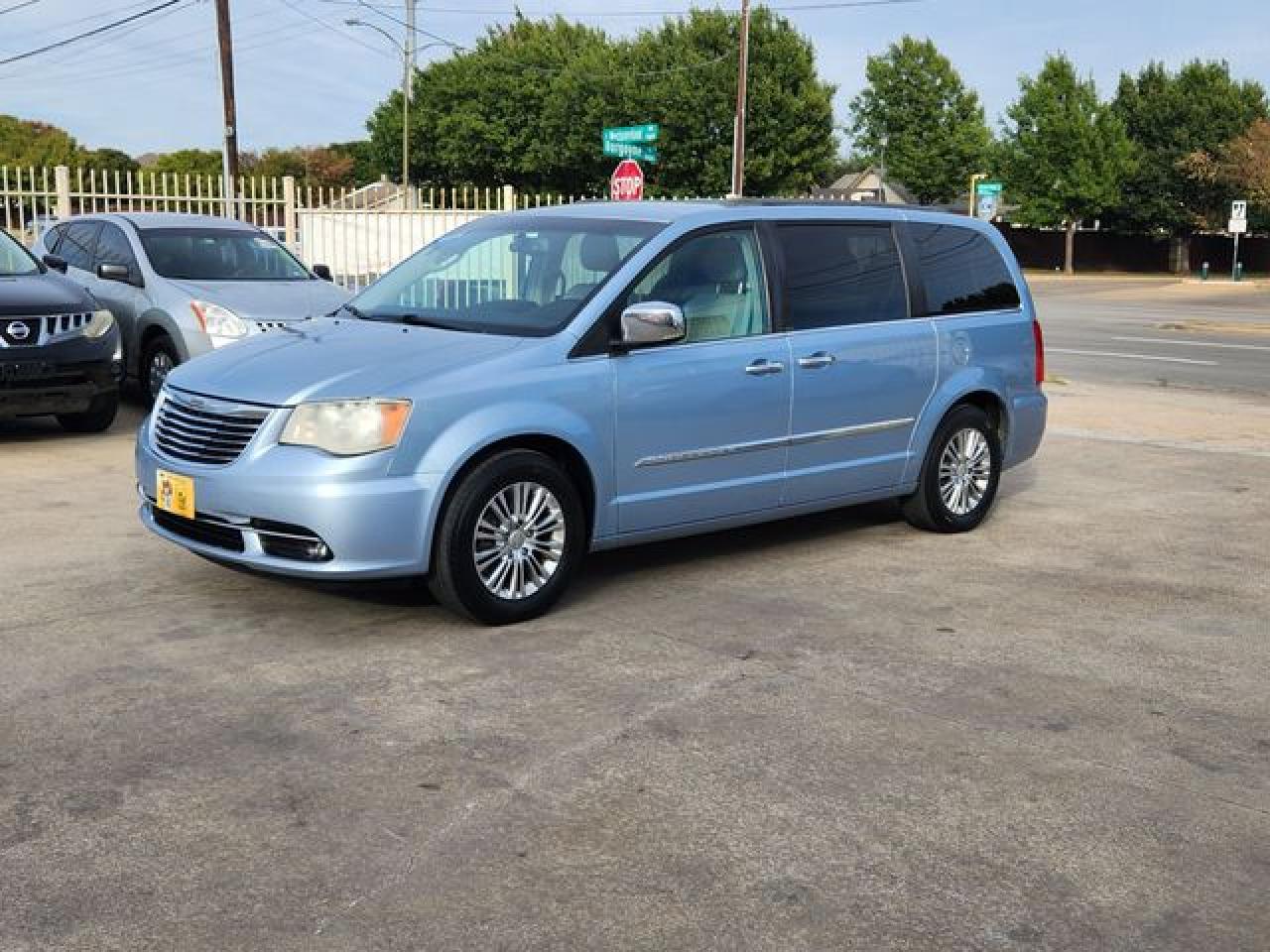 2013 Chrysler Town & Country Touring L VIN: 2C4RC1CG7DR570974 Lot: 65706822