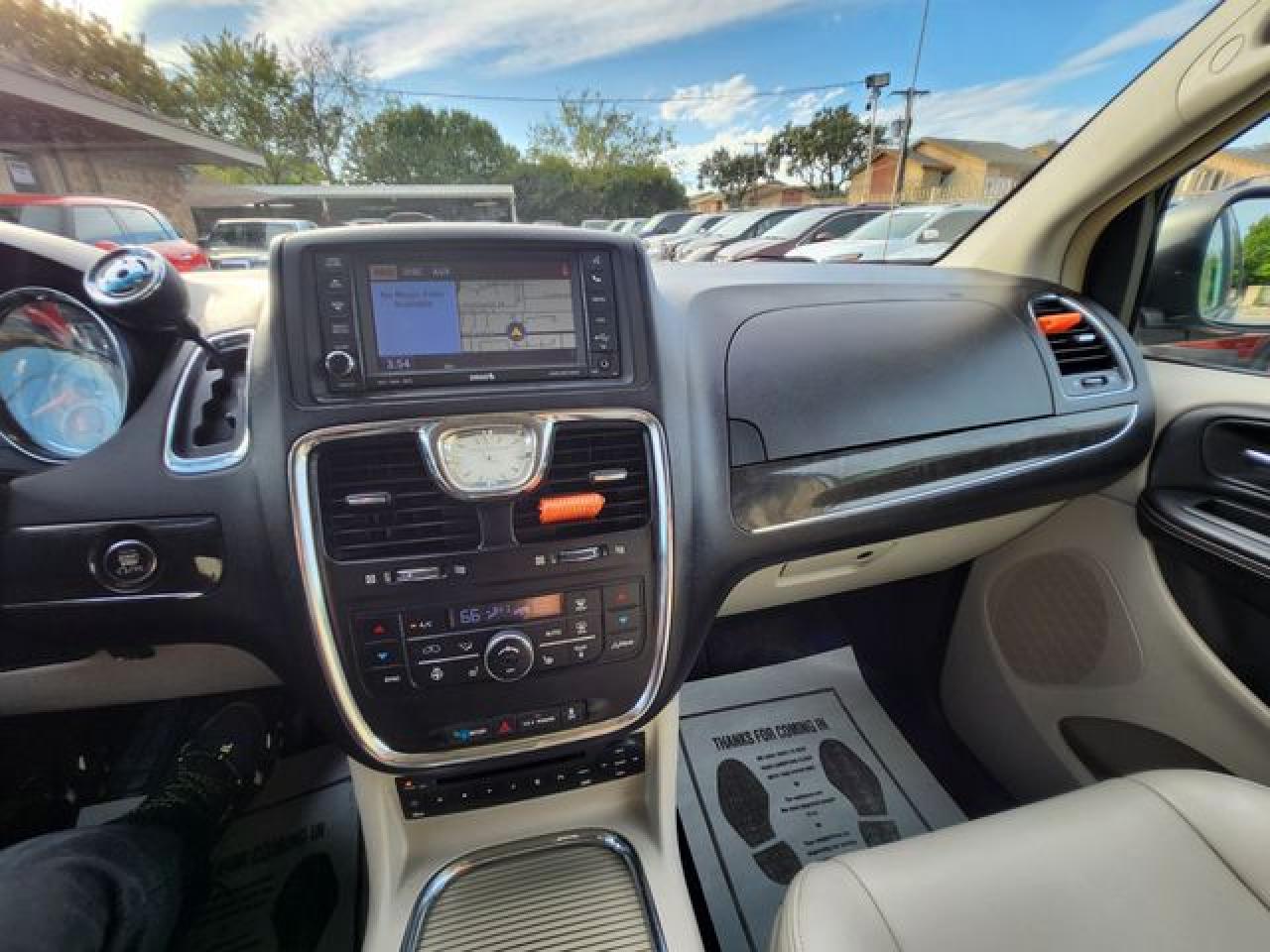 2013 Chrysler Town & Country Touring L VIN: 2C4RC1CG7DR570974 Lot: 65706822