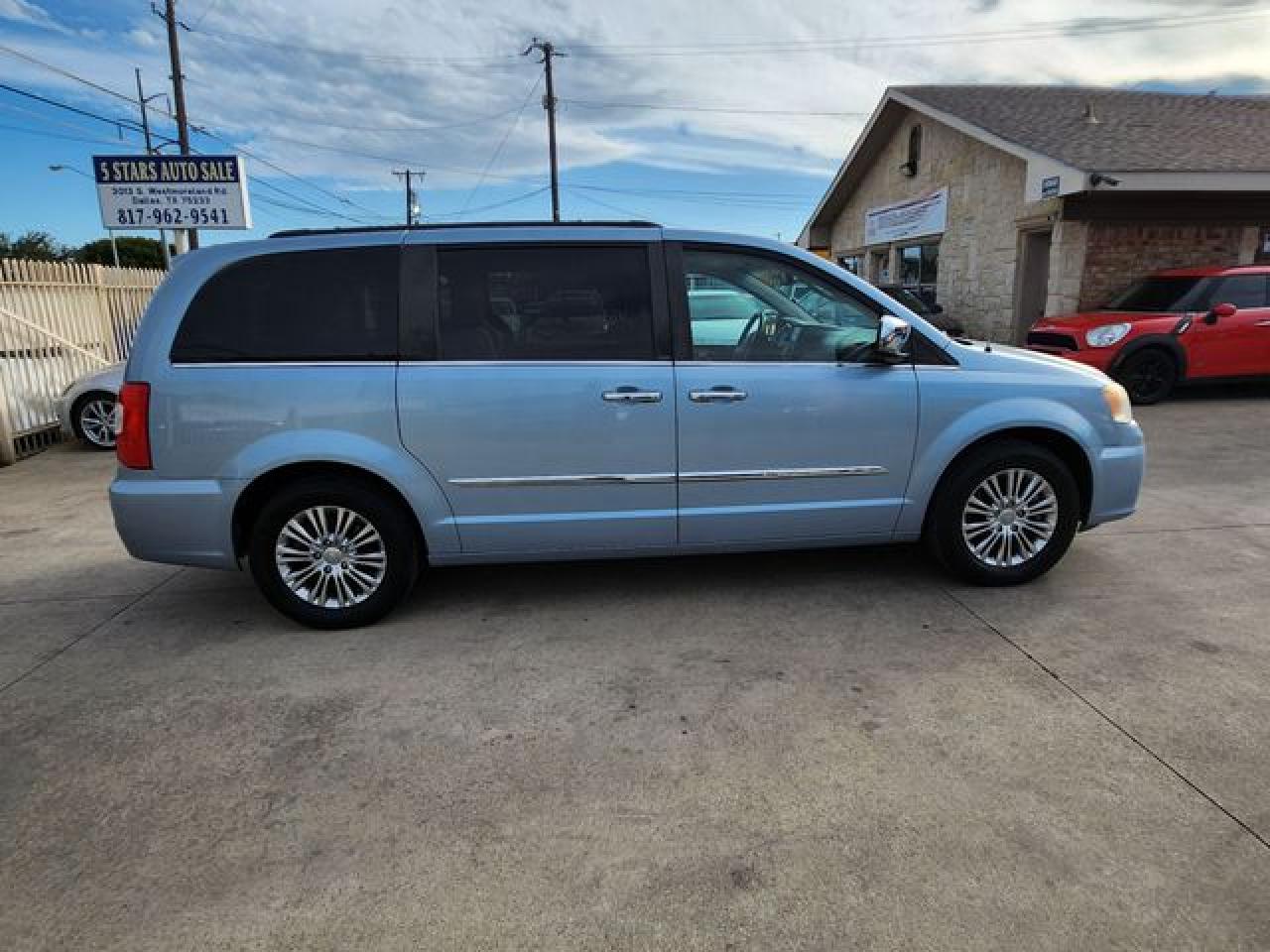 2013 Chrysler Town & Country Touring L VIN: 2C4RC1CG7DR570974 Lot: 65706822