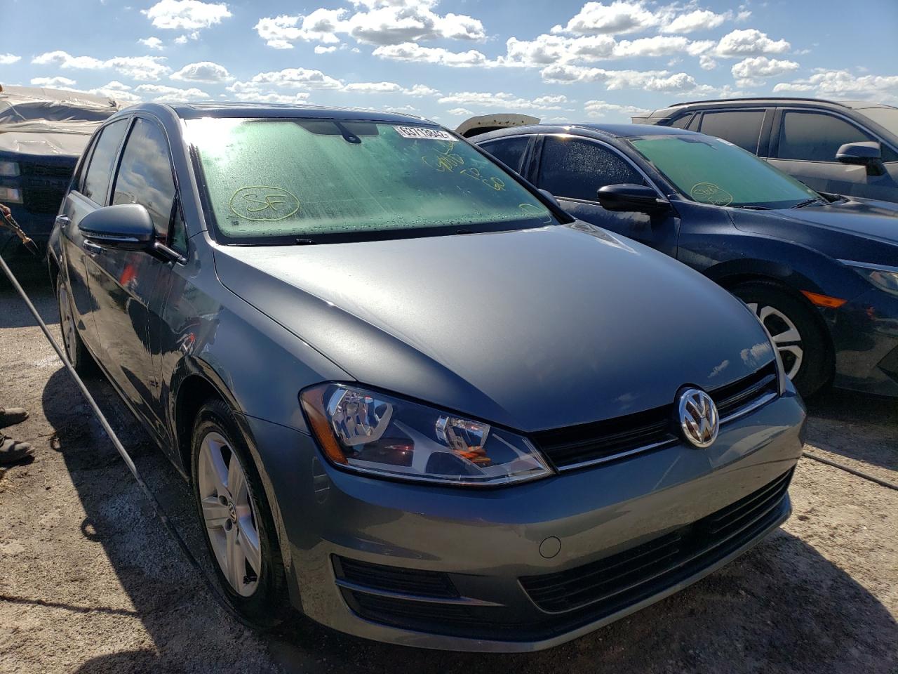 3VW217AU9HM074376