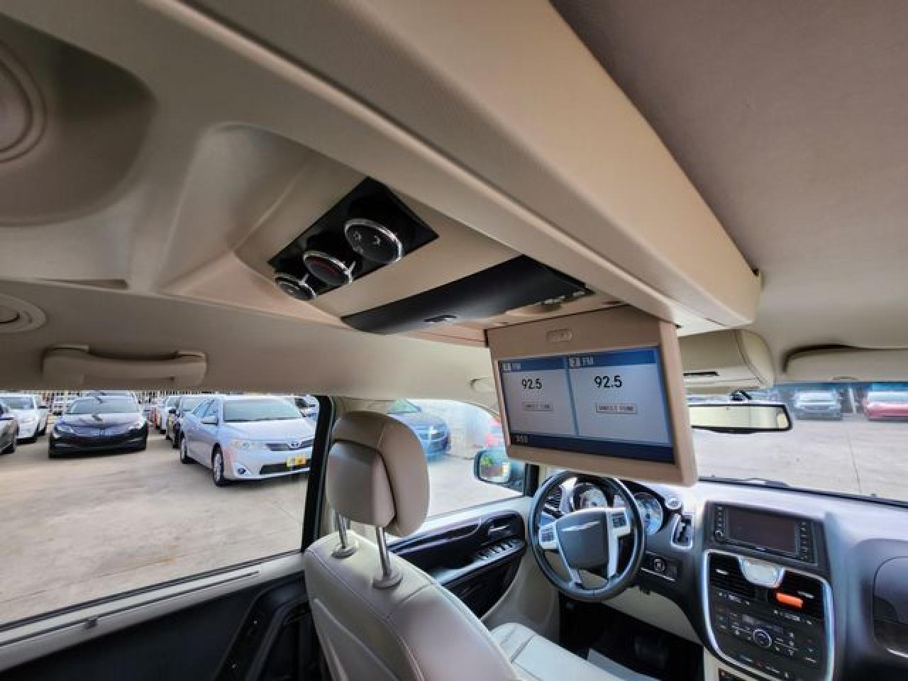 2013 Chrysler Town & Country Touring L VIN: 2C4RC1CG7DR570974 Lot: 65706822