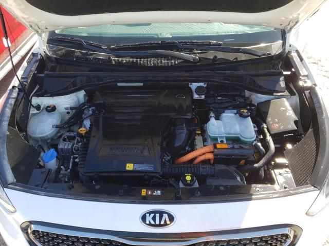 KNDCB3LC7J5126021 KIA NIRO FE