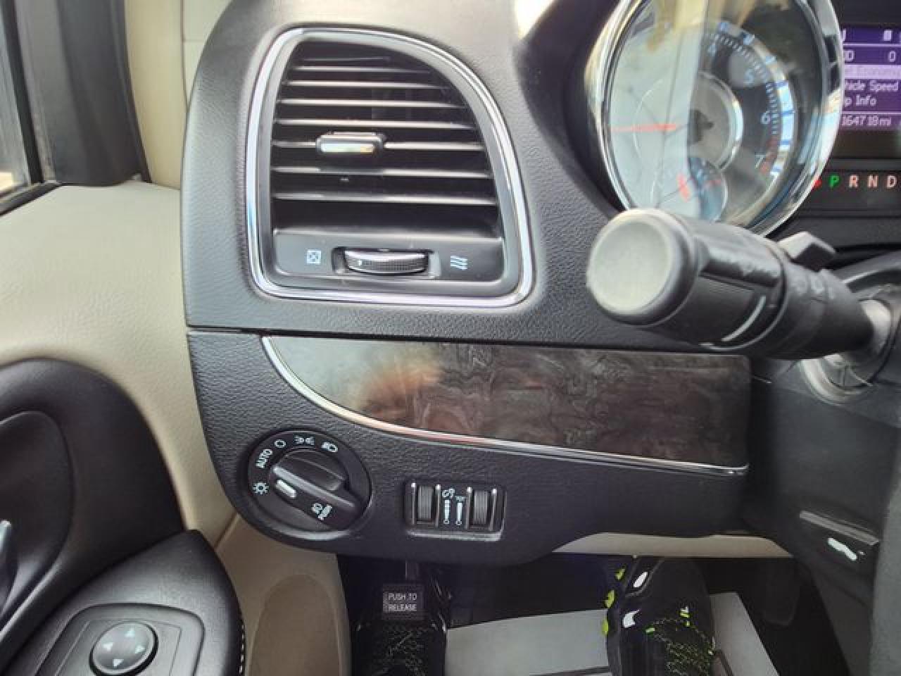 2013 Chrysler Town & Country Touring L VIN: 2C4RC1CG7DR570974 Lot: 65706822