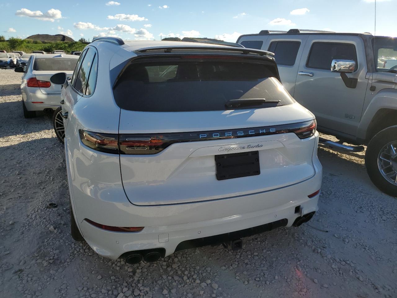 Lot #3033059027 2019 PORSCHE CAYENNE TU