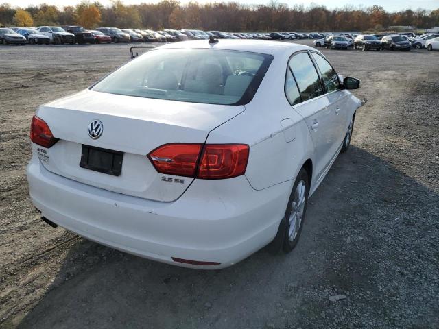 2013 VOLKSWAGEN JETTA SE - 3VWBP7AJ0DM309830