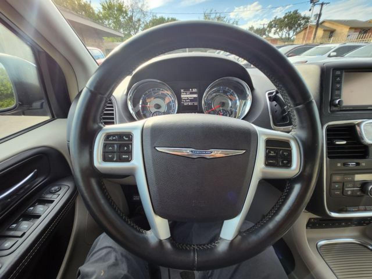 2013 Chrysler Town & Country Touring L VIN: 2C4RC1CG7DR570974 Lot: 65706822