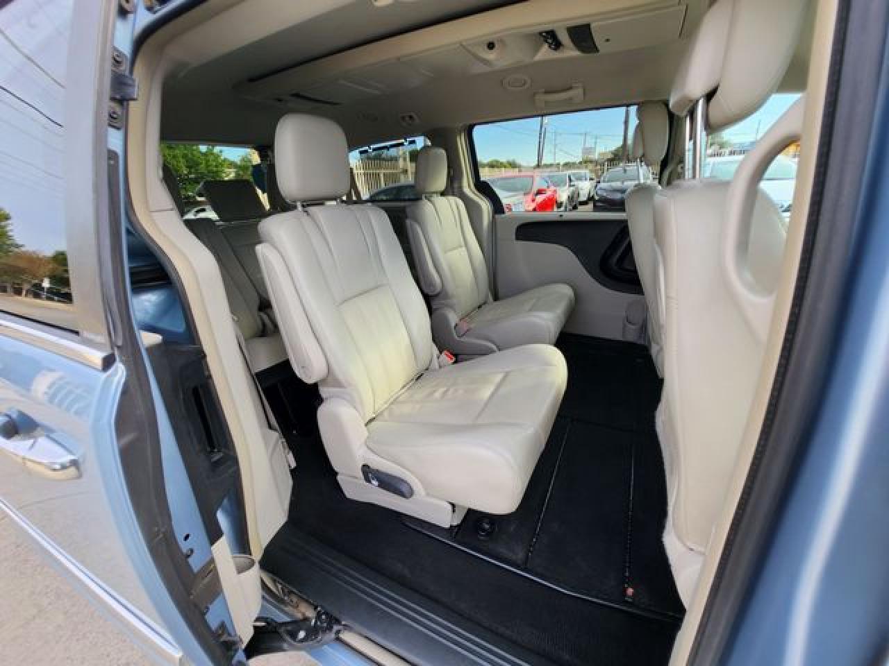 2013 Chrysler Town & Country Touring L VIN: 2C4RC1CG7DR570974 Lot: 65706822