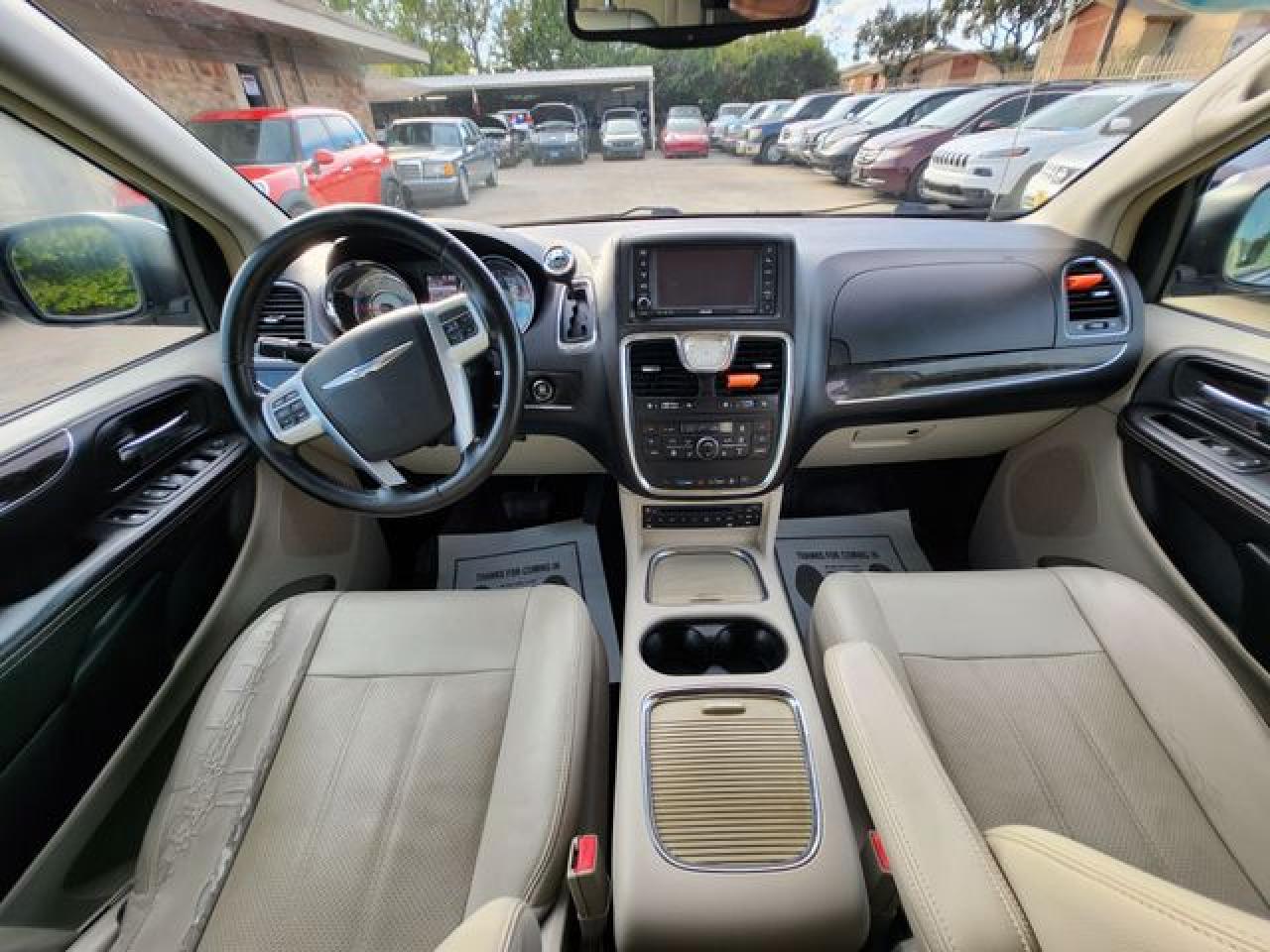 2013 Chrysler Town & Country Touring L VIN: 2C4RC1CG7DR570974 Lot: 65706822