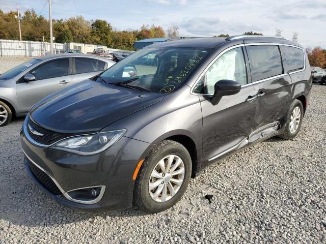 2C4RC1BG6JR120584 2018 CHRYSLER PACIFICA, photo no. 2