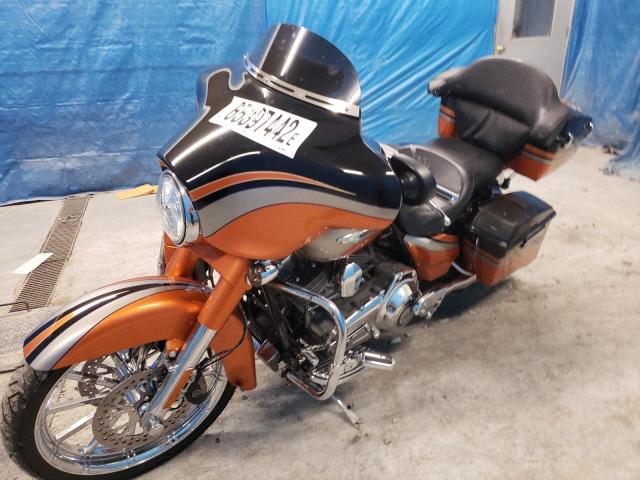 2011 HARLEY-DAVIDSON FLHXSE2 1HD1PZ814BB960042