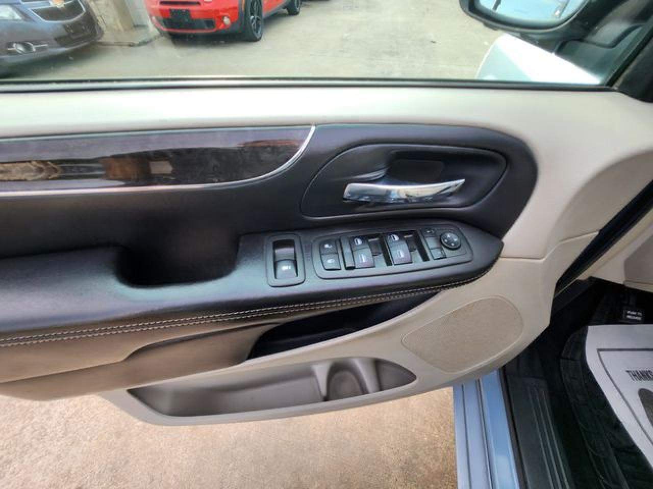 2013 Chrysler Town & Country Touring L VIN: 2C4RC1CG7DR570974 Lot: 65706822