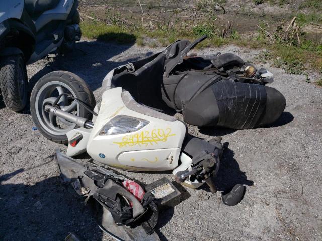 2012 PIAGGIO SCOOTER ZAPM578F1C4000489