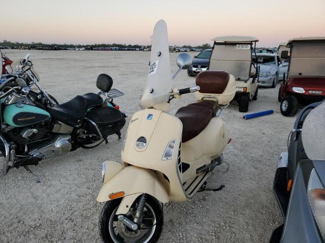 2010 VESPA GTS 300 SU ZAPM459L3A5502777