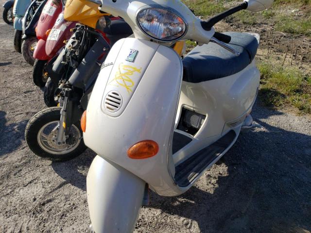 2005 VESPA SCOOTER - ZAPM198F255013353