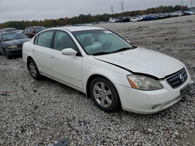 2003 Nissan Altima Base