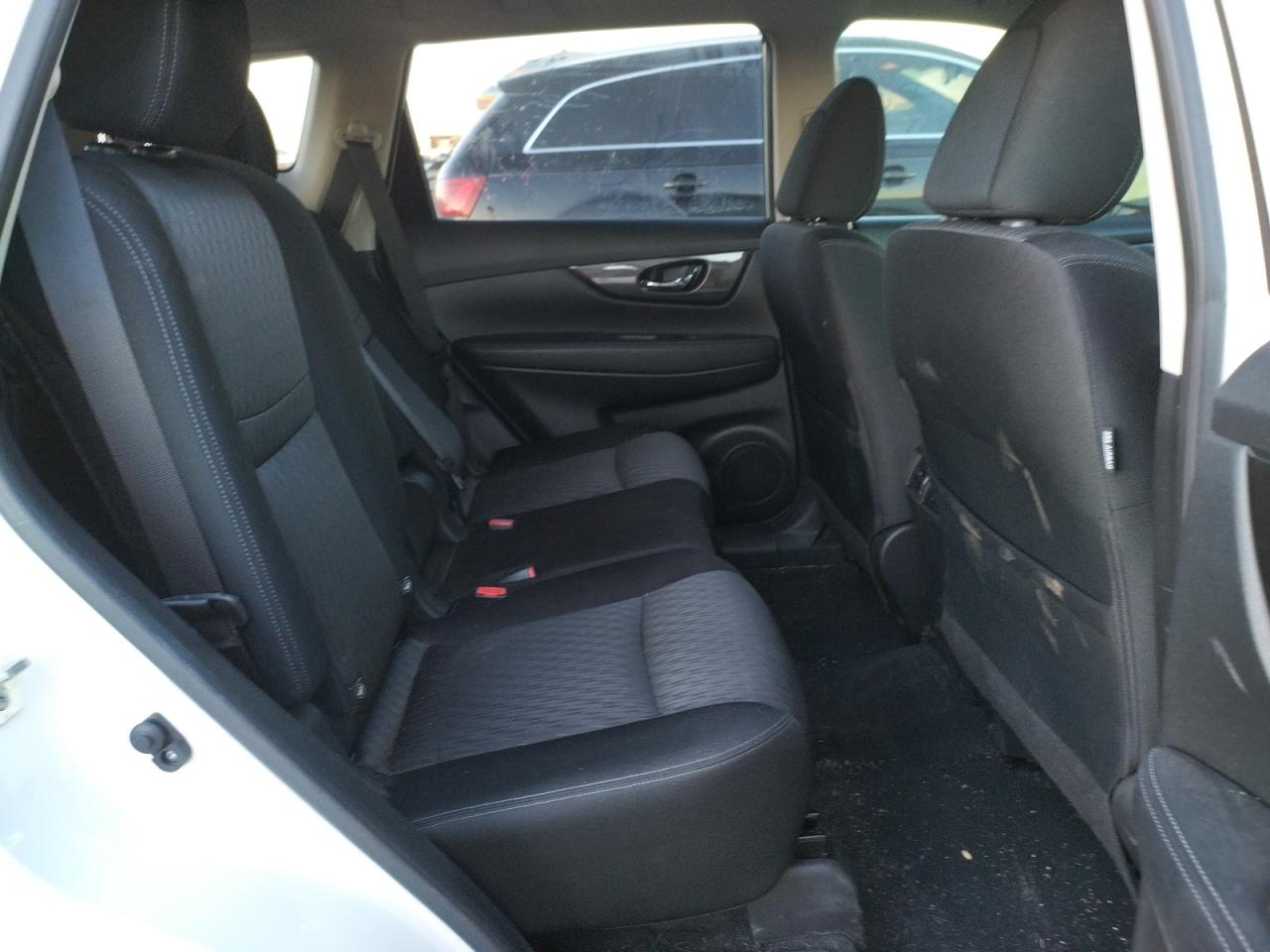2020 Nissan Rogue - Image 6