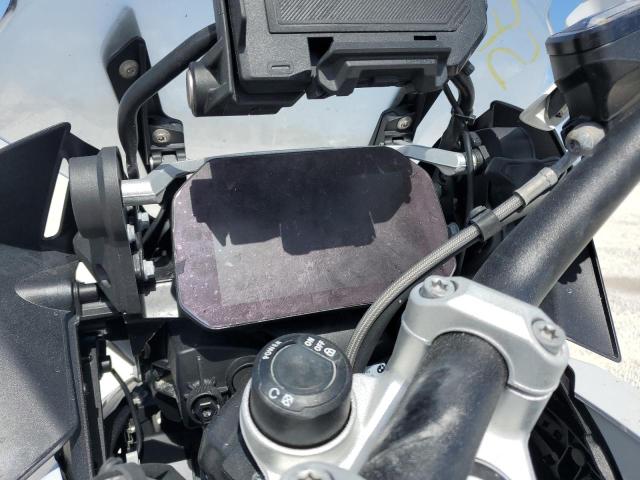2022 BMW R 1250 GS - WB10M0308N6F48574