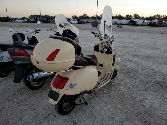 2010 VESPA GTS 300 SU ZAPM459L3A5502777