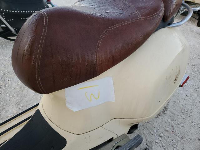 2010 VESPA GTS 300 SU ZAPM459L3A5502777