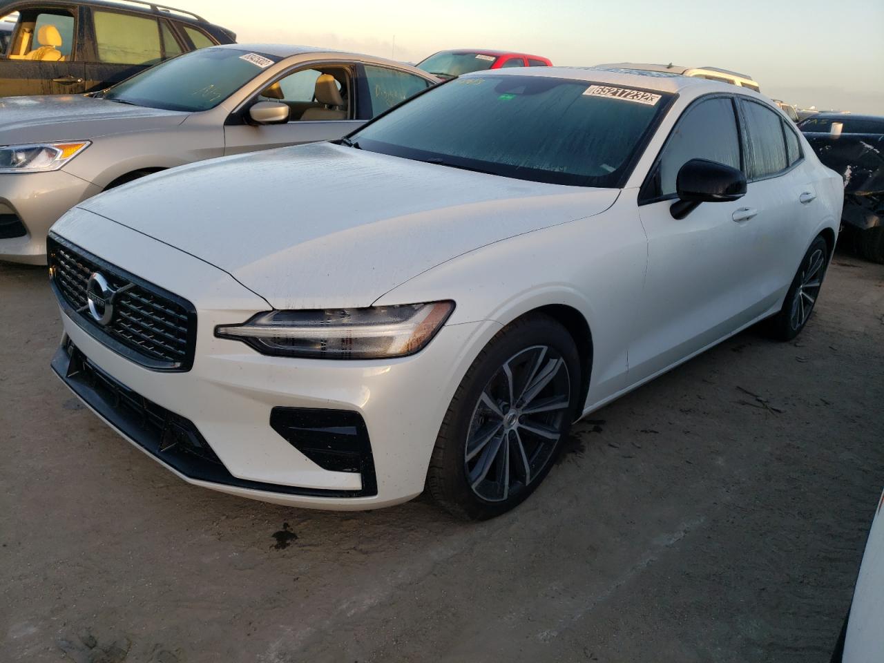 7JRL12FZ9NG189565 VOLVO S60 B5 MOM 2022