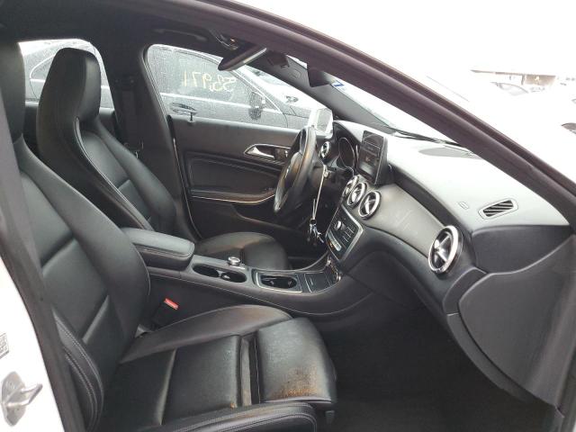 2019 MERCEDES-BENZ CLA 250 - WDDSJ4EB4KN739245