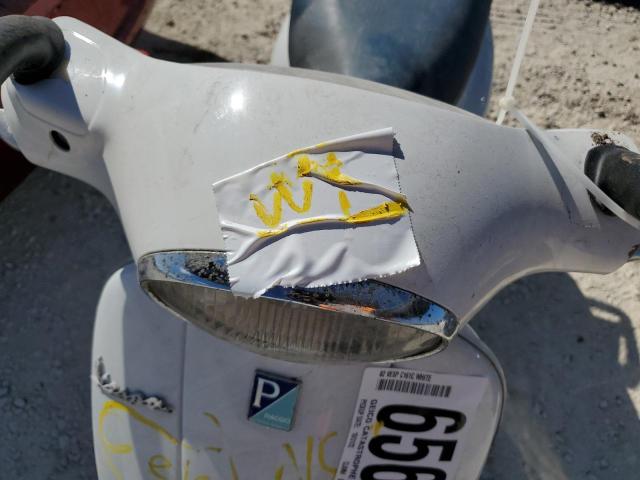 2002 VESPA C161C ZAPC16C1525004714