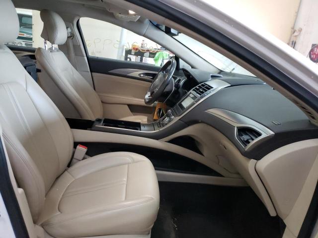 2017 LINCOLN MKZ PREMIE 3LN6L5A92HR622442