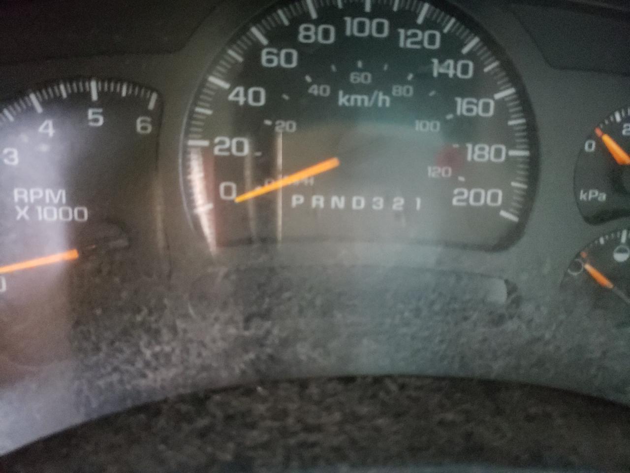 2006 GMC Sierra - Image 8